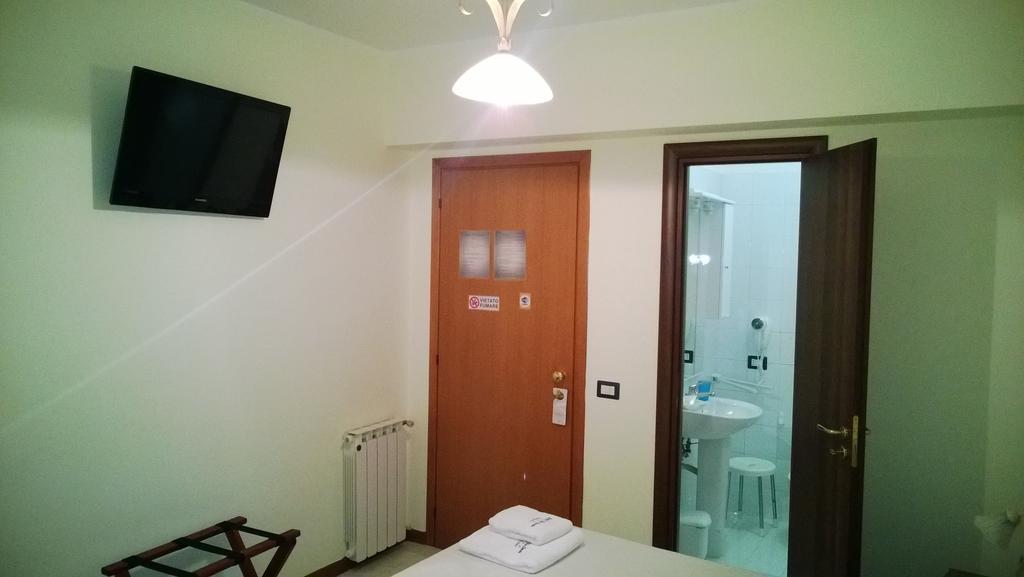 B&B Villa Dante - Policlinico Messina Zimmer foto